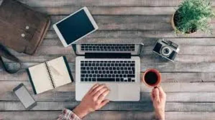 &ldquo;Manifesto&rdquo;, focus sul web